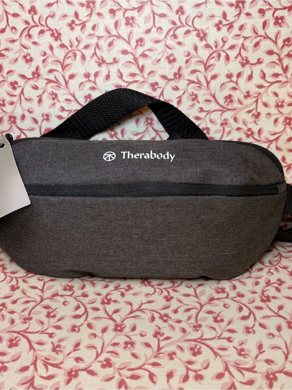 NWT Therabody United Travel Kit Belt Bag